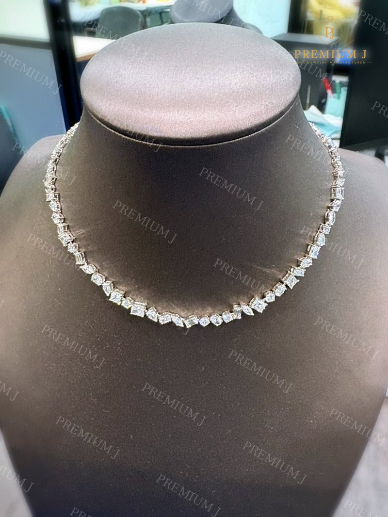 สร้อยคอเทนนิสทรงโชกเกอร์